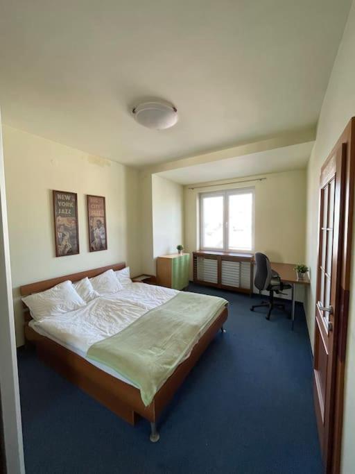 Apartman Obchodna Bratislava Ngoại thất bức ảnh